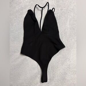 BLACK STRAPPY V NECK OPEN BACK SNAP BODYSUIT